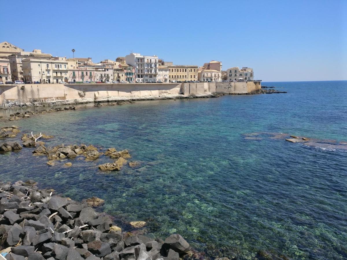 Ortigia Porta Del Mare Apartment Сиракуза Екстериор снимка